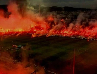 Εμπόλεμη ζώνη η Τούμπα μετά την οριστική διακοπή του ντέρμπι – Βαριά «καμπάνα» περιμένει τον ΠΑΟΚ (φωτό, βίντεο)